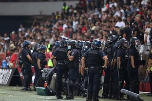 竞技眷侣携手开黑《孤岛先锋》亲密度系统浪漫上线