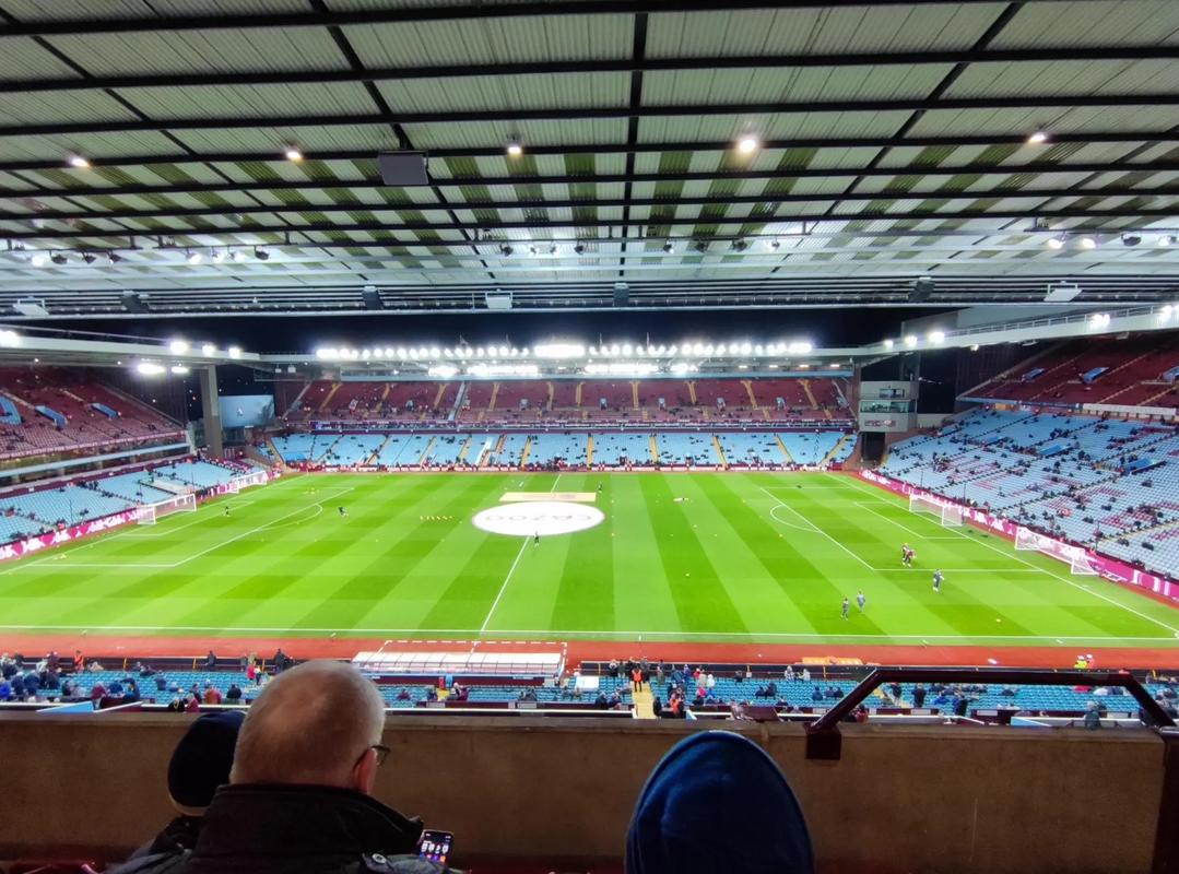 爱德华兹39+5布朗空砍41+6+7 森林狼力克绿军